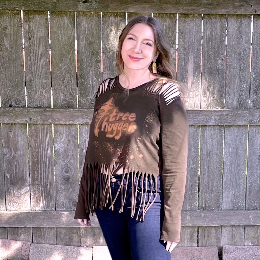 NWT Organic Cotton Hand Dyed Sustainable brand Vois Long Sleeve T-Shirt w Fringe